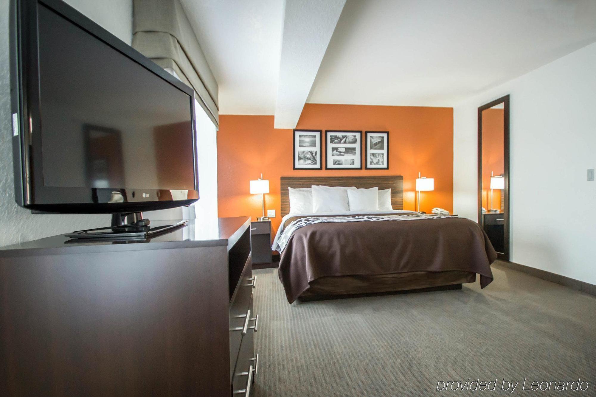 Sleep Inn & Suites Riverfront Елентън Екстериор снимка
