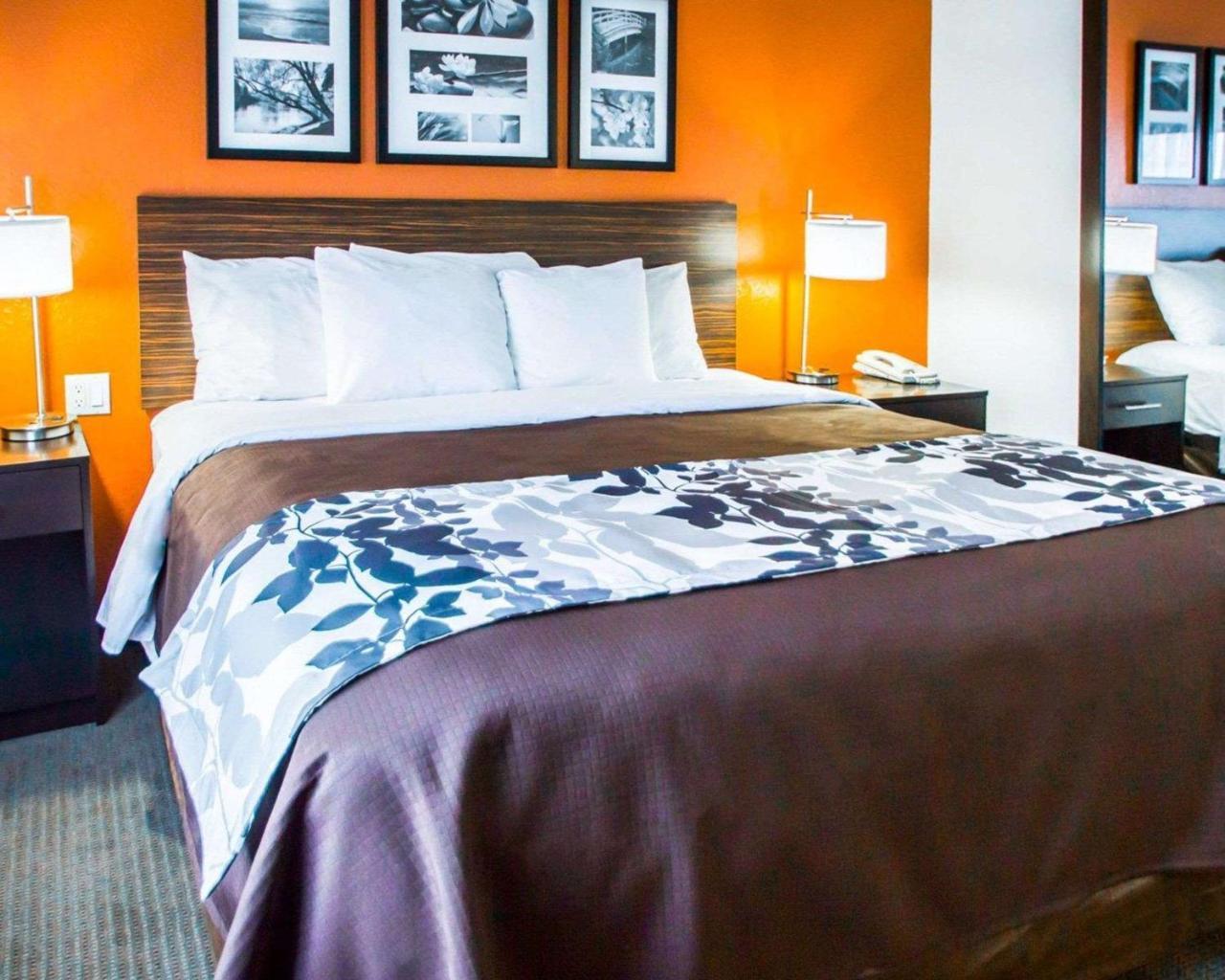 Sleep Inn & Suites Riverfront Елентън Екстериор снимка