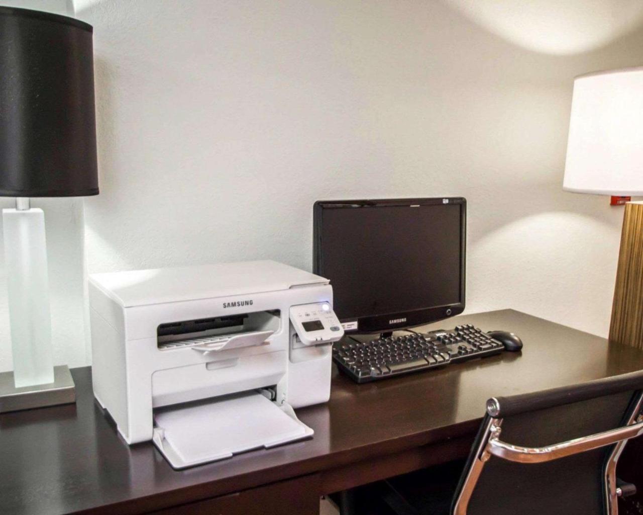 Sleep Inn & Suites Riverfront Елентън Екстериор снимка